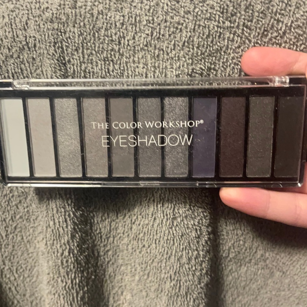 Eyeshadow pallet